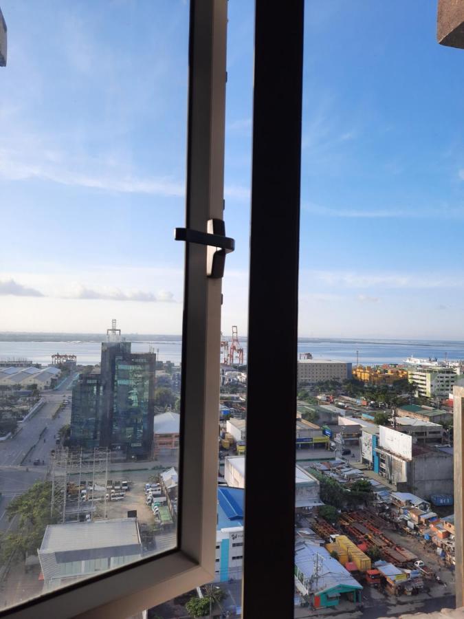 1809 Sunvida Tower Condo Across Sm City Cebu Exterior foto